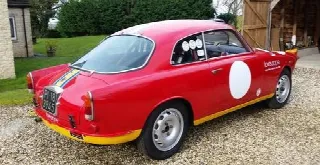 Foto 5 di 6: ALFA ROMEO Giulietta Sprint 101 Track Race Road Hill 