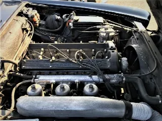 Foto 14 di 23: JAGUAR 420G 