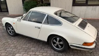 Foto 2 di 6: PORSCHE 911(1963-1973) Coupe 2200T  