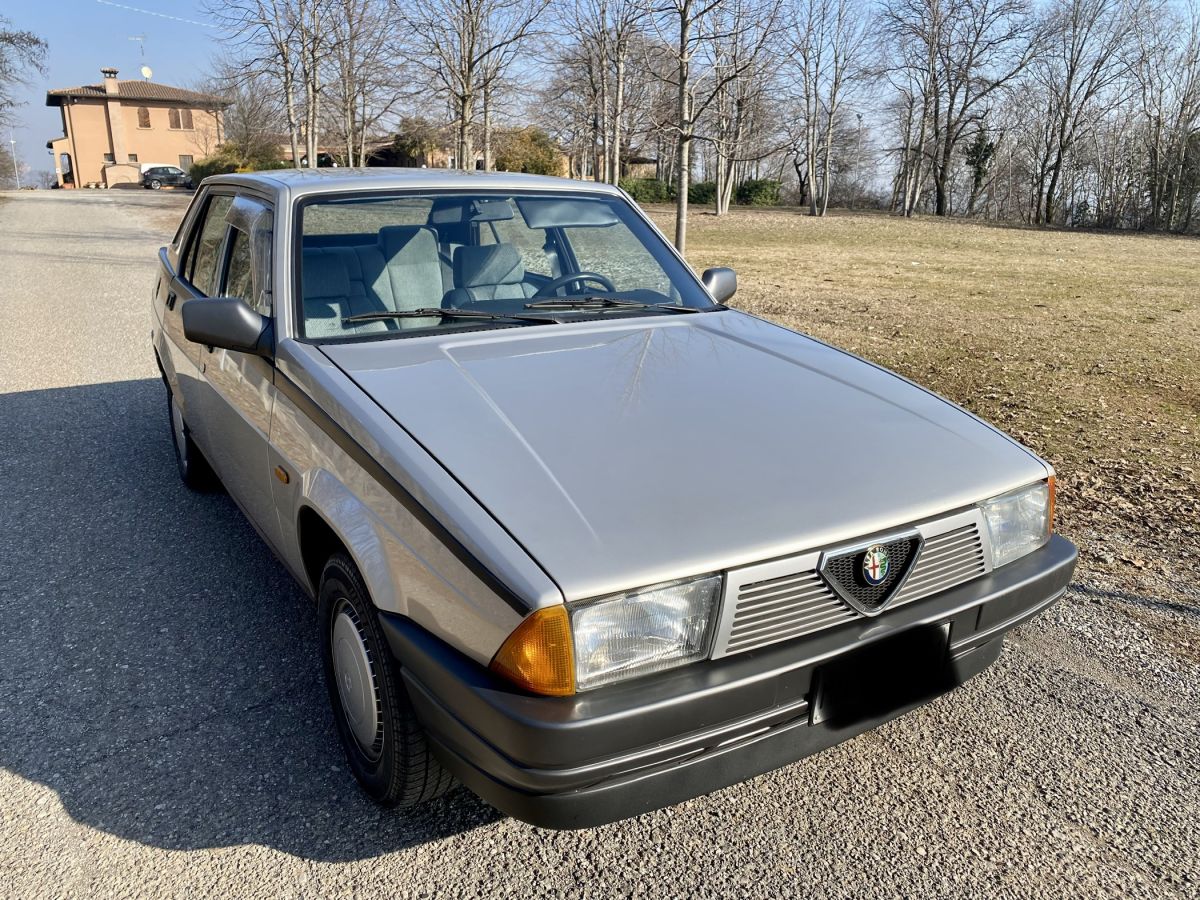 ALFA ROMEO 75 1.8 Carburatori 