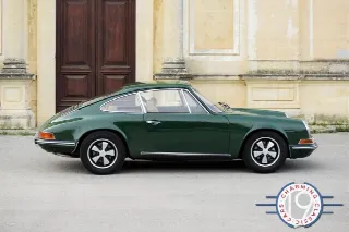 Foto 4 di 14: PORSCHE 911(1963-1973) 2.2 T 