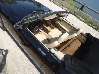 Foto 12 di 39: JAGUAR XJS(1975-1996) 5300 V12 