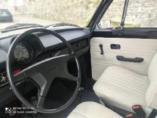 Foto 10 di 15: Volkswagen Maggiolino Cabrio    