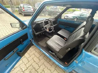 Foto 5 di 10: FIAT Panda 4x4 Tetto Apribile 