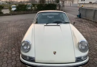 Foto 3 di 6: PORSCHE 911(1963-1973) Coupe 2200T  