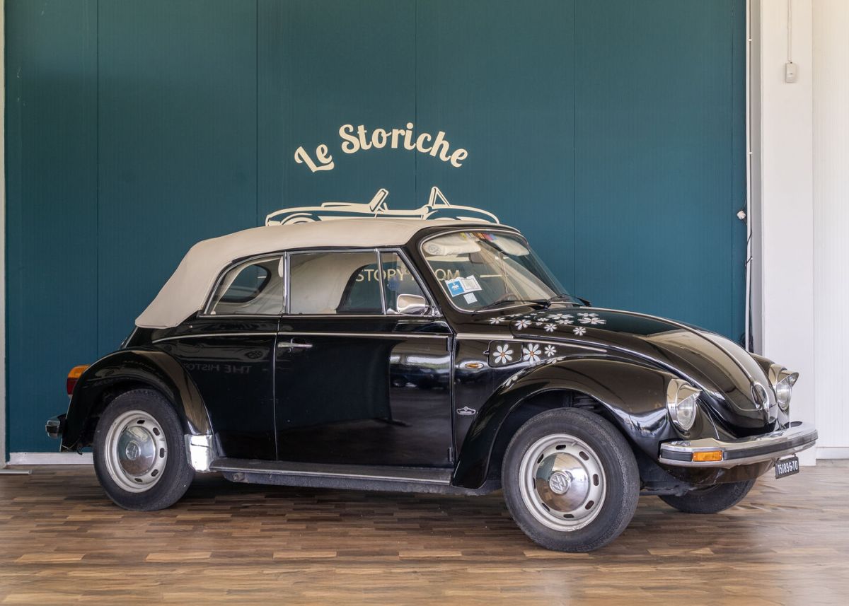 Volkswagen Maggiolino CABRIOLET 15D 11 