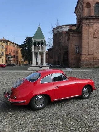 Foto 5 di 19: PORSCHE 356 C 1600 SC    