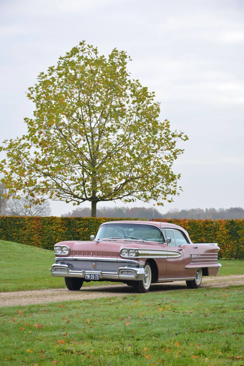OLDSMOBILE 98 hardtop sedan 