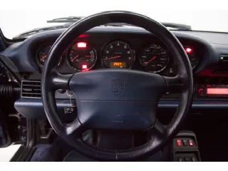 Foto 8 di 10: PORSCHE 911/993Carrera(1994-1998) 4 S 