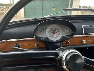 Foto 5 di 11: AUTOBIANCHI Bianchina   