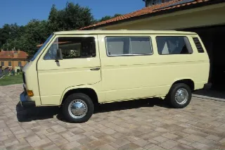 Foto 5 di 35: Volkswagen T3 Caravelle 