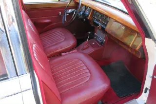 Foto 18 di 20: JAGUAR MKII 3400 
