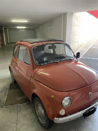 Foto 3 di 8: FIAT 500 L Berlina  