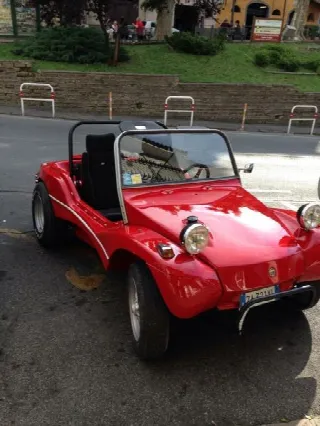 Foto 2 di 3: VOLKSWAGEN Dune buggy 