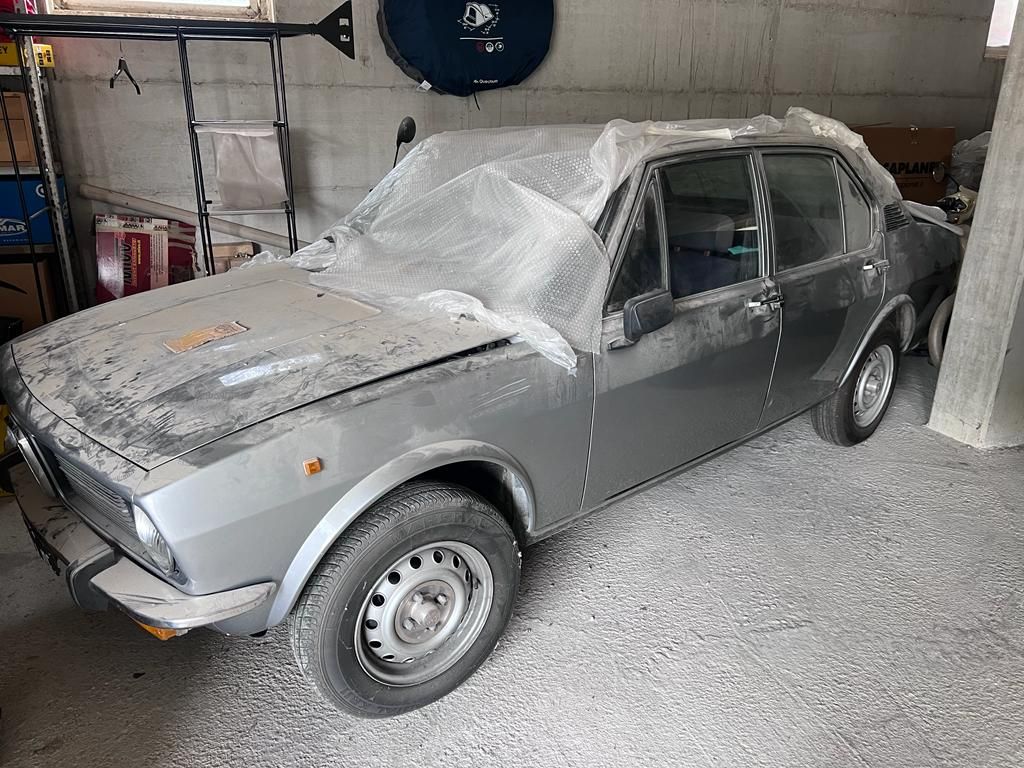 ALFA ROMEO Alfetta  
