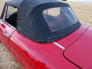 Foto 2 di 6: ALFA ROMEO Spider  