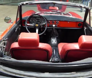 Foto 5 di 6: ALFA ROMEO Spider  