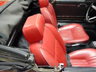 Foto 4 di 6: ALFA ROMEO Spider  