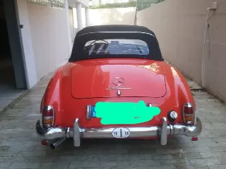 Foto 6 di 9: MERCEDES-BENZ 190 SL 