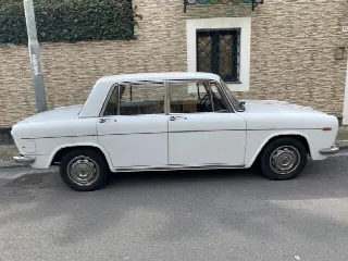 Foto 4 di 4: LANCIA Fulvia Serie 2  1300 benzina