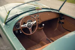Foto 11 di 19: AC Ace Desirable factory left-hand-drive example with powerful Bristol engine