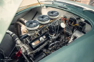 Foto 19 di 19: AC Ace Desirable factory left-hand-drive example with powerful Bristol engine