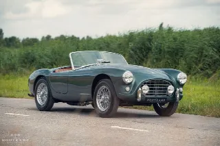 Foto 4 di 19: AC Ace Desirable factory left-hand-drive example with powerful Bristol engine