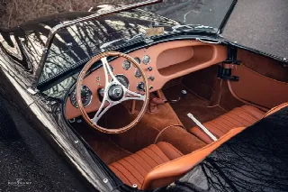 Foto 10 di 16: AC Ace Desirable factory left-hand-drive example, Powerful Bristol engine, Just completed from an extensive restoration 