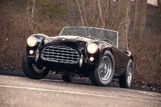 Foto 3 di 16: AC Ace Desirable factory left-hand-drive example, Powerful Bristol engine, Just completed from an extensive restoration 