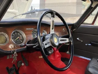 Foto 6 di 10: ALFA ROMEO GT Gt 1600 veloce