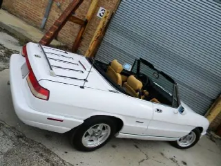 Foto 1 di 6: ALFA ROMEO Spider  