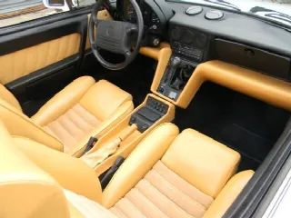 Foto 3 di 6: ALFA ROMEO Spider  