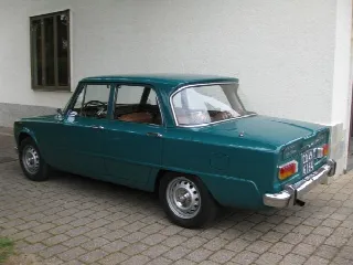Foto 2 di 2: ALFA ROMEO Giulia 1300 Super