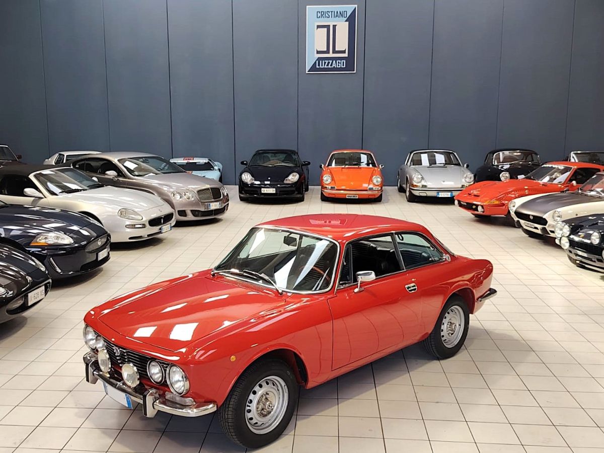 ALFA ROMEO GTV 2000 