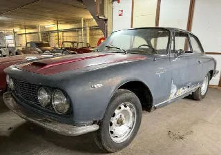 Foto 2 di 18: ALFA ROMEO 2600 Sprint
