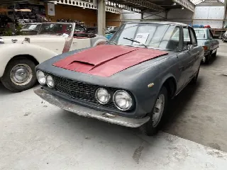 Foto 3 di 18: ALFA ROMEO 2600 Sprint