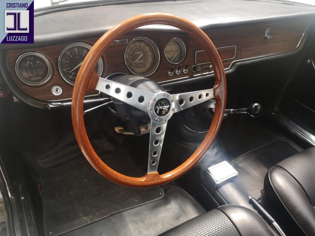 Alfa Romeo GTA 1300 Junior Stradale presentata da Cristiano Luzzago sarà esposta nello stand OldCar24 a Milano Autoclassica. 