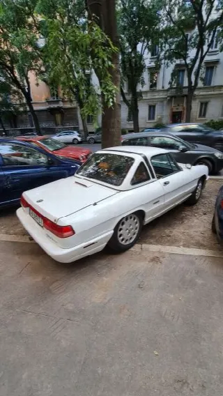 Foto 1 di 5: ALFA ROMEO Spider 2.0 