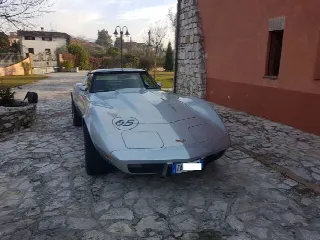 Foto 1 di 5: CHEVROLET Corvette C3 