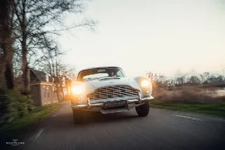 Foto 7 di 18: ASTON MARTIN DB4 One of just 60 Factory-Original Vantage specification examples, one of 20 factory LHD DB5 Vantages 