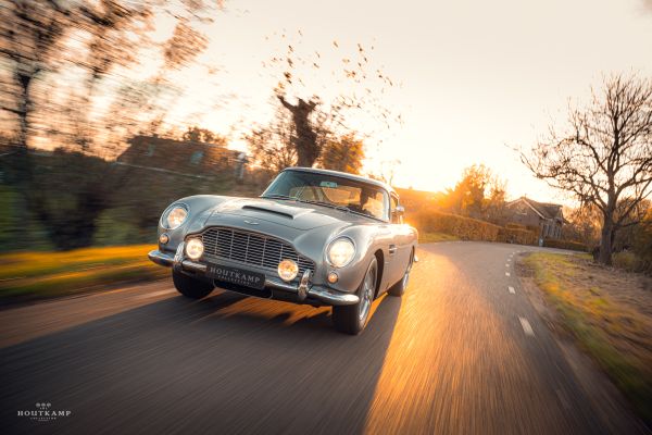 ASTON MARTIN DB5  Finished in the legendary Silver Birch colour 