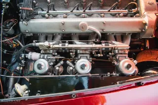 Foto 23 di 24: ASTON MARTIN DB6(1965-1971) Fitted with power steering since new