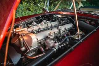 Foto 20 di 24: ASTON MARTIN DB6(1965-1971) Fitted with power steering since new