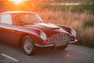 Foto 16 di 24: ASTON MARTIN DB6(1965-1971) Fitted with power steering since new