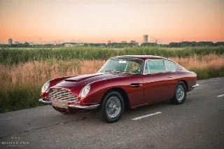 Foto 2 di 24: ASTON MARTIN DB6(1965-1971) Fitted with power steering since new