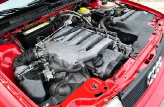 Foto 6 di 6: AUDI Coupè  