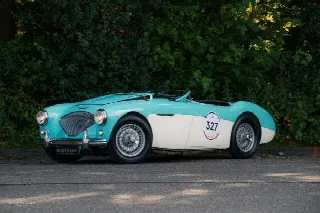 Foto 1 di 14: AUSTIN HEALEY 100M Very rare genuine factory built 100 M Le Mans. Complete with 100M Le Mans Registry certificate. Mille Miglia Eligible 