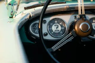 Foto 7 di 14: AUSTIN HEALEY 100M Very rare genuine factory built 100 M Le Mans. Complete with 100M Le Mans Registry certificate. Mille Miglia Eligible 