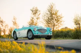 Foto 4 di 14: AUSTIN HEALEY 100M Very rare genuine factory built 100 M Le Mans. Complete with 100M Le Mans Registry certificate. Mille Miglia Eligible 