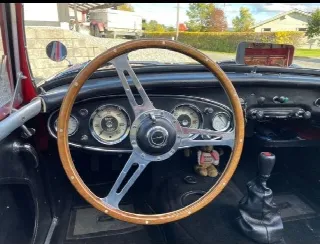 Foto 5 di 8: AUSTIN HEALEY 100/6 BN4    